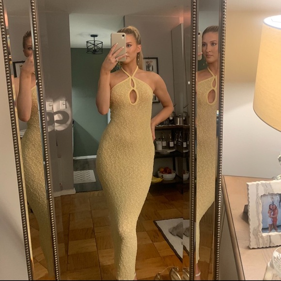 Kahali Boucle Halter Midi Dress - Meshki - Picture 10 of 10